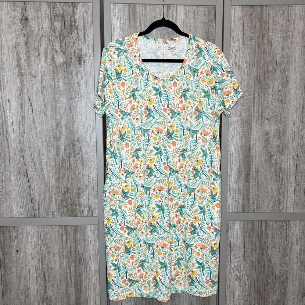 Duluth Dress Size L Humming Birds Floral Short Sleeves Stretch Pockets